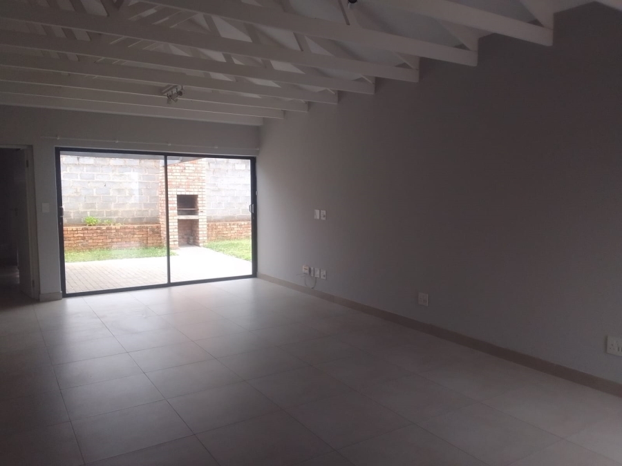 To Let 3 Bedroom Property for Rent in Gonubie Eastern Cape